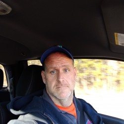  Stingerxzz, Male CD Admirer 52  Marion South Carolina