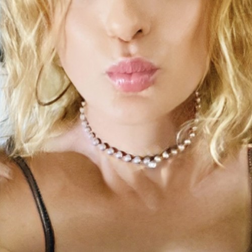  Femininity, Crossdresser 51  Waianae Hawaii