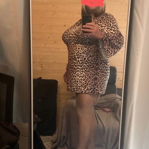  leonabubbles, CrossDresser 52  Luton Bedfordshire