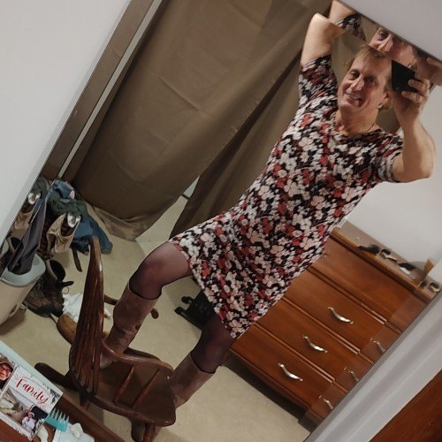  MikkiMonroe, Crossdresser 55  Nashville Tennessee