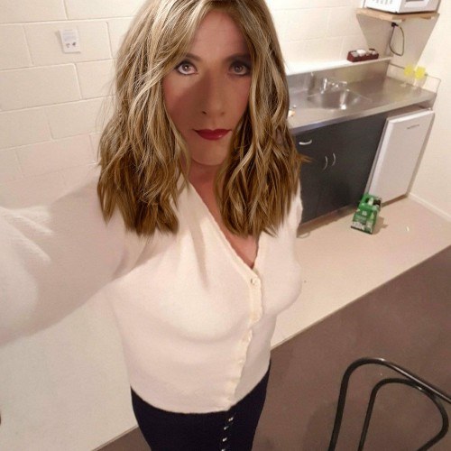  Julianne, Crossdresser 55  Blenheim Marlborough