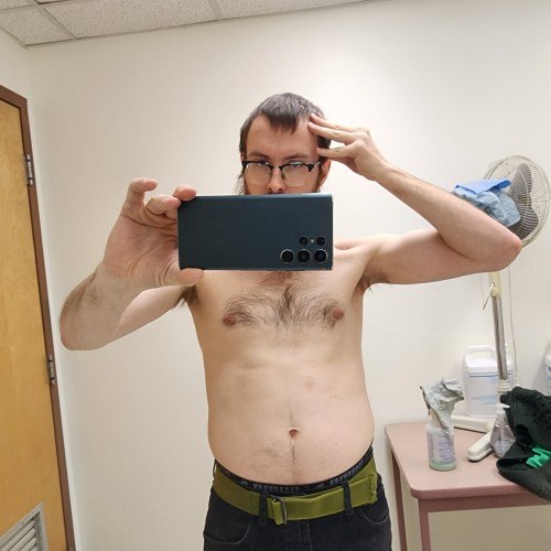  Mjbiguy1994, Bi Male CD Admirer 32  Moose Jaw Saskatchewan