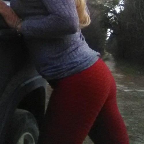  Allnmymouth, CrossDresser 47  Road Town Tortola