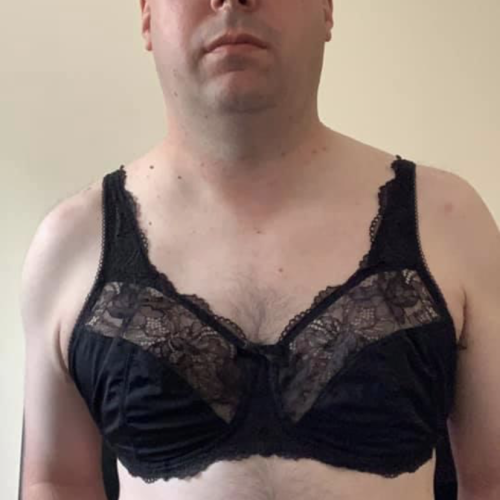  Deelive84, CrossDresser 42  Ripon North Yorkshire