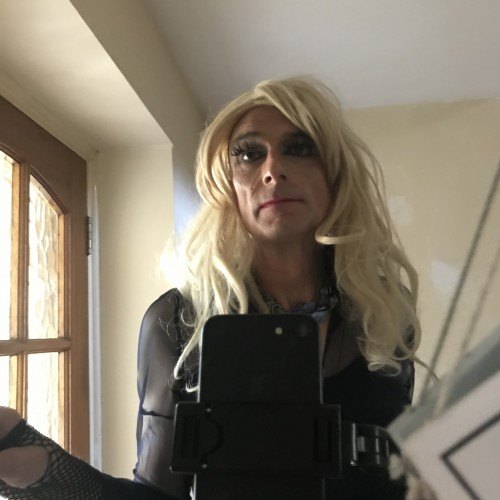  Nylonlucy, Crossdresser 56  Moreton In Marsh Gloucestershire