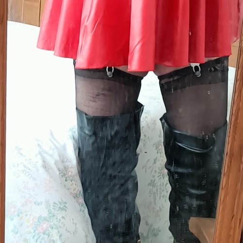  Angie68, CrossDresser 72  Liskeard Cornwall