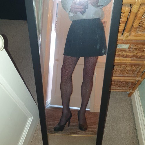 pleatlifter, CrossDresser 57  Barrow In Furness Cumbria