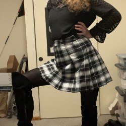  PricklyPearErik, Crossdresser 34  Poway California
